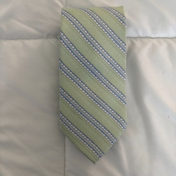 Vineyard Vines Men's Silk Necktie Strip Tie - Picture 2 of 5